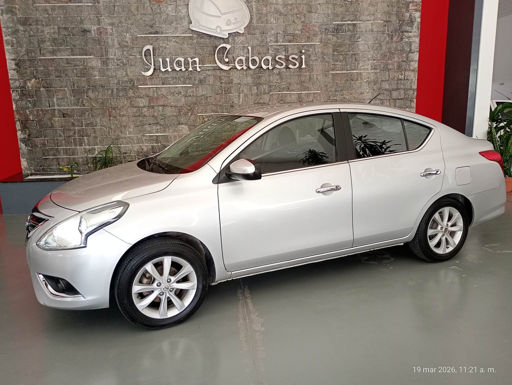 NISSAN Versa 1.6 Advance Pure Drive, miniatura