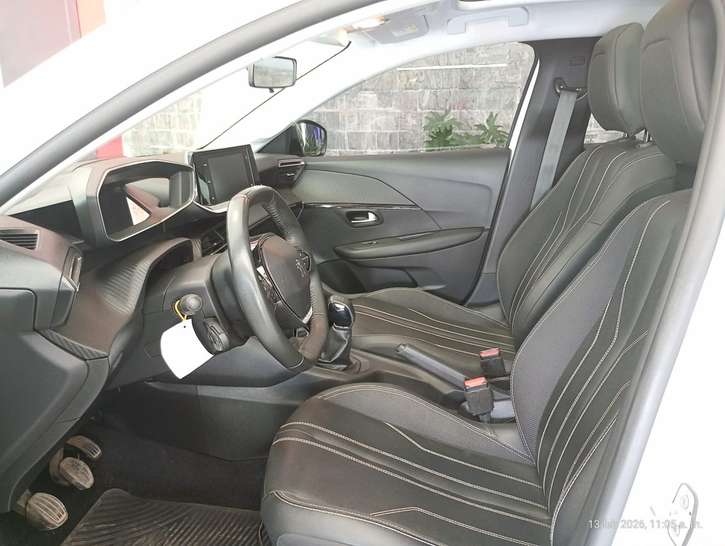 PEUGEOT 208 Allure 1.6, miniatura