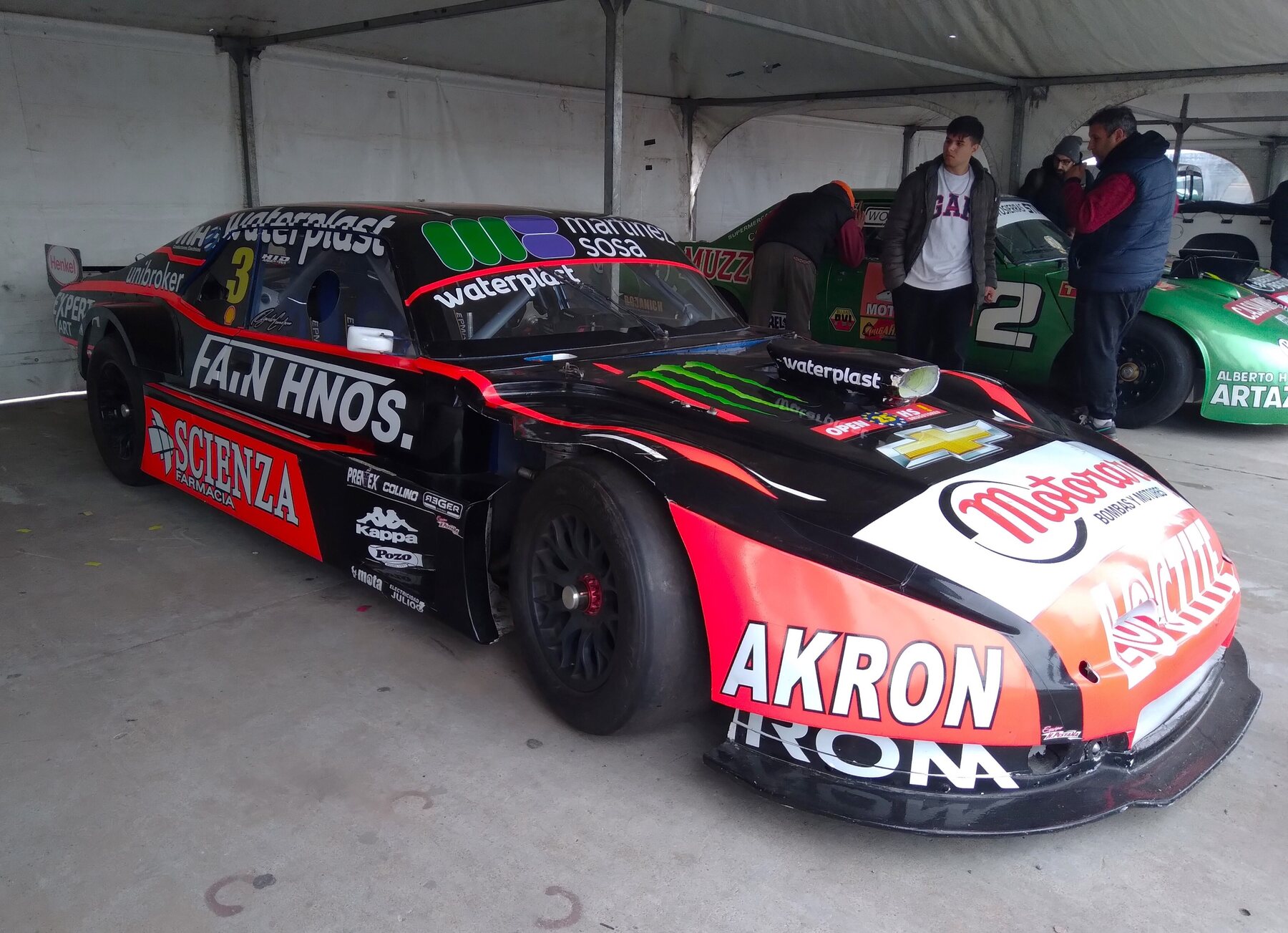 La Chevrolet Chevy que Canapino corrió en 2022 con el JP Carrera, exhibida en el Gran Premio Buenos Aires 2023.