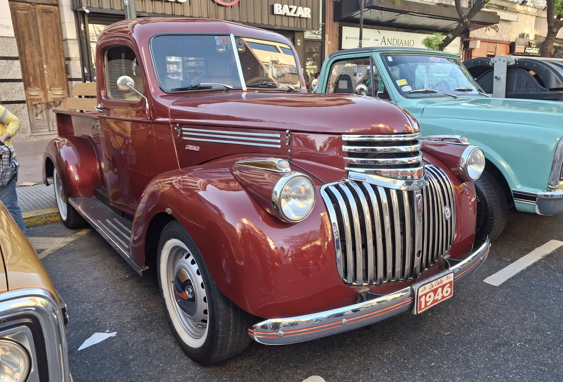 Pickup Chevrolet 1946 en la Expo Multimarcas de Boedo 2025.