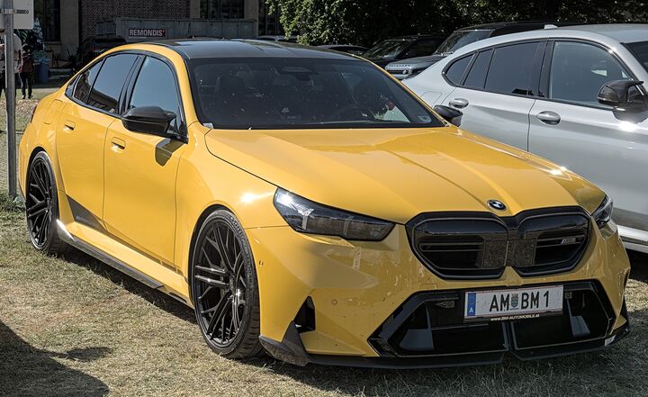 BMW M5 V8: del E39 atmosférico al G90 híbrido de 727 CV