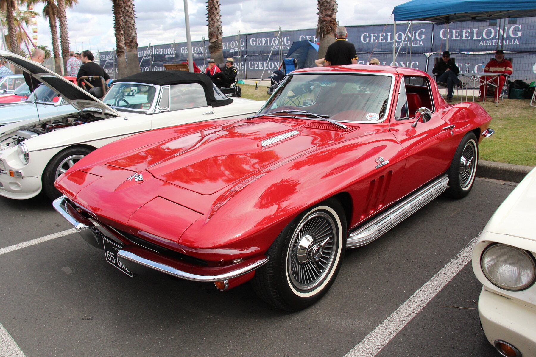 Chevrolet Corvette C2 396 coupé de 1965, el auto que estrenó el Mark IV.