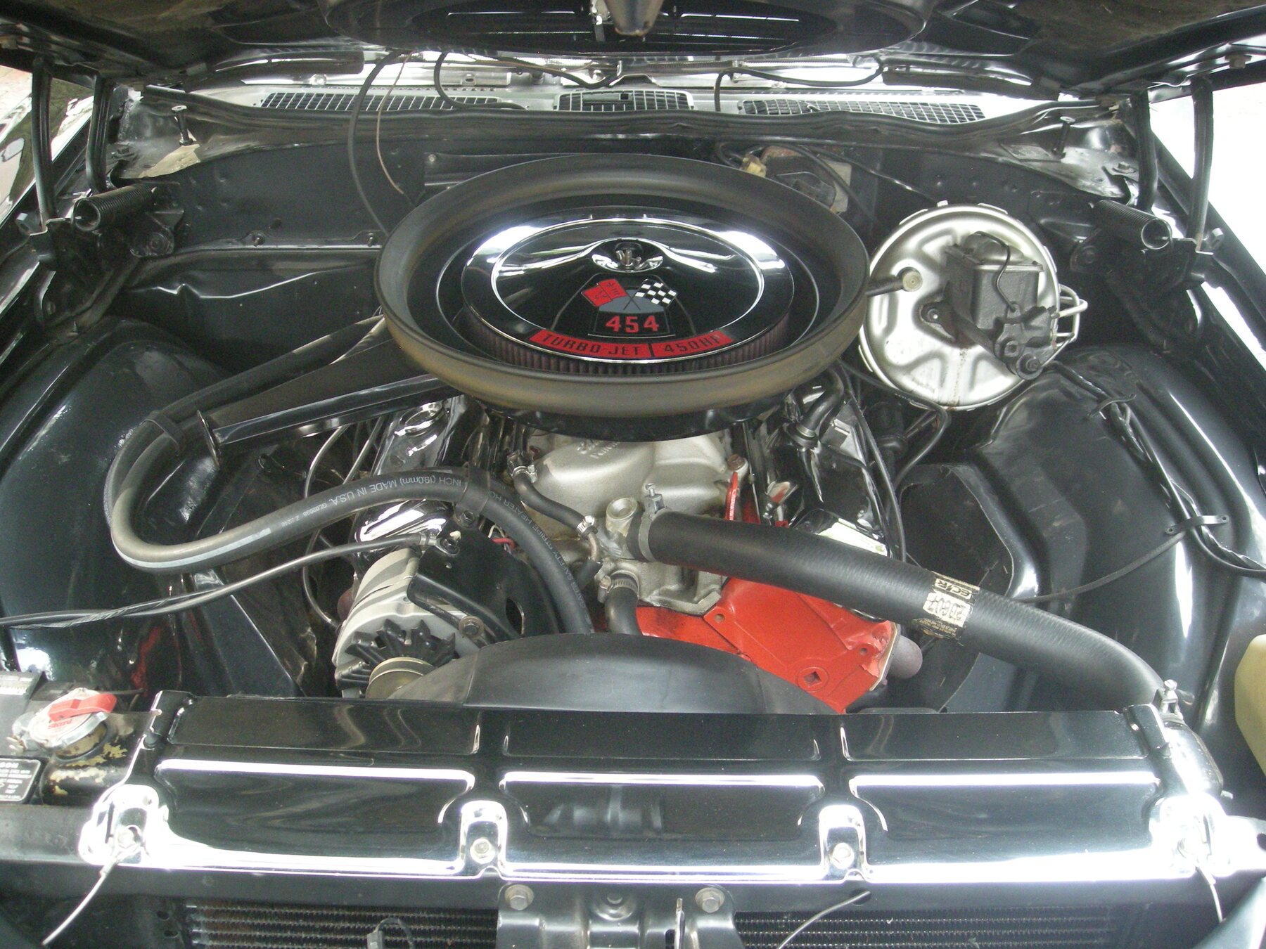 El 454 de un Chevrolet Chevelle SS 1970, en la muestra Rolling Sculpture Car Show de 2014.