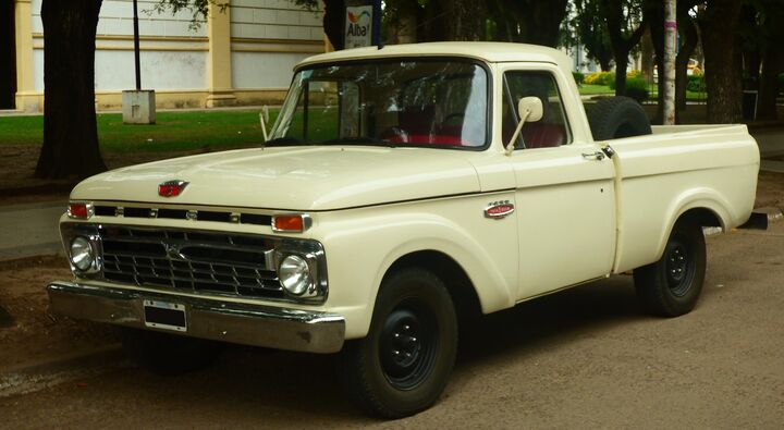 Comprar una Ford F-100 clásica: qué mirar según la generación
