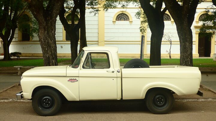 Ford F-100 en la Argentina: todas las generaciones del V8 292