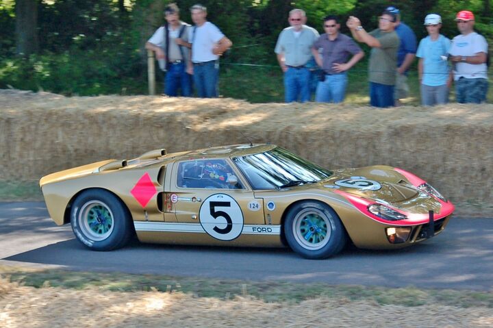 Ford GT40: el V8 que le ganó a Ferrari en Le Mans cuatro años seguidos