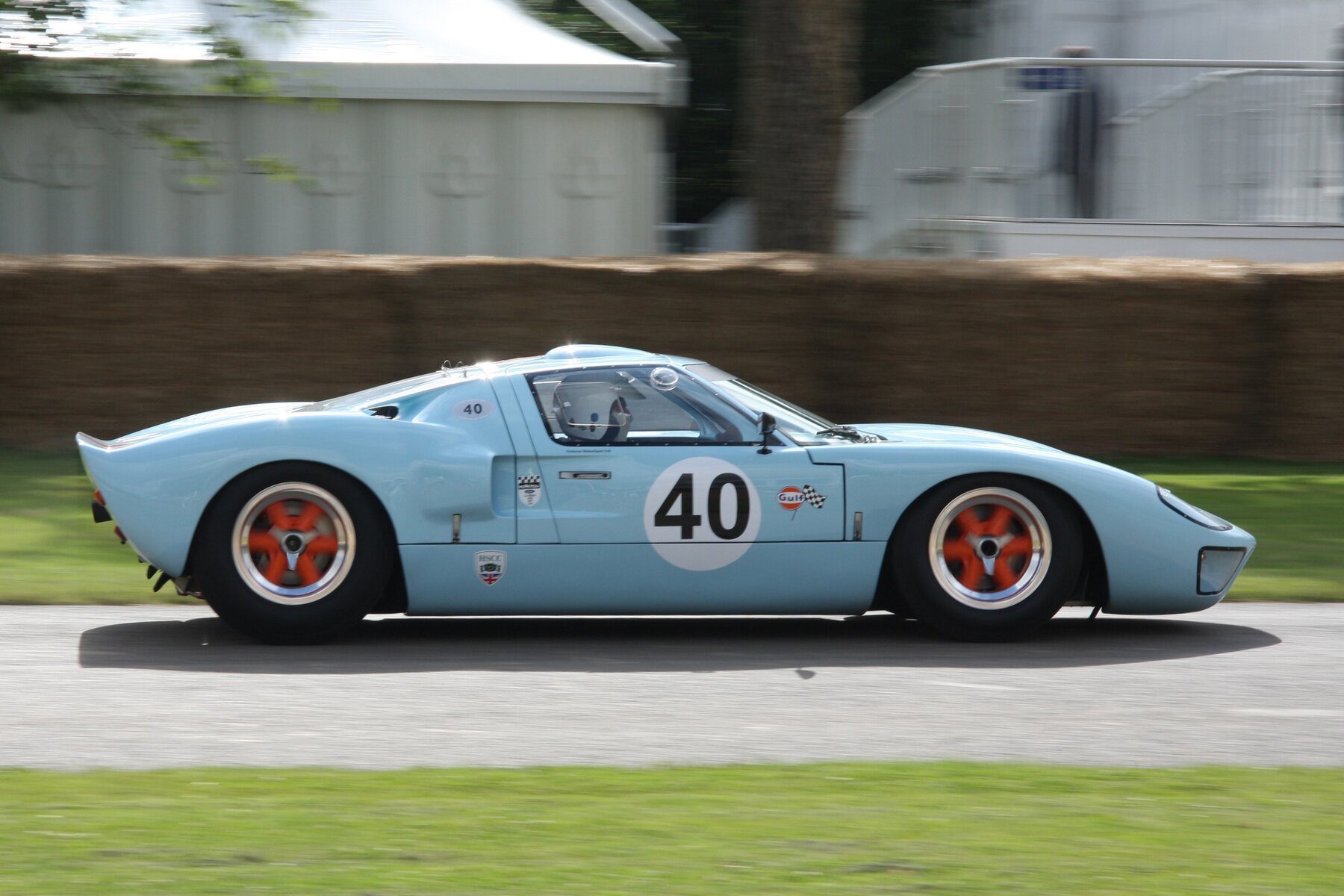 GT40 de 1965 con los colores de Gulf, en Goodwood.