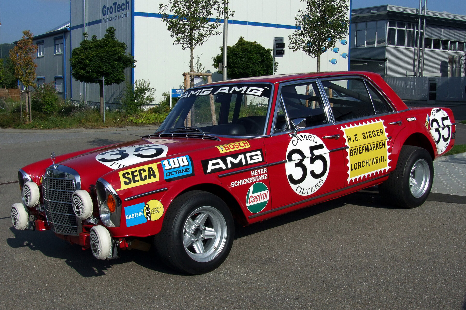 Réplica de fábrica del Mercedes-Benz 300 SEL 6.8 AMG \