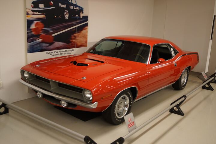 Plymouth Barracuda: el pony car que llegó antes que el Mustang