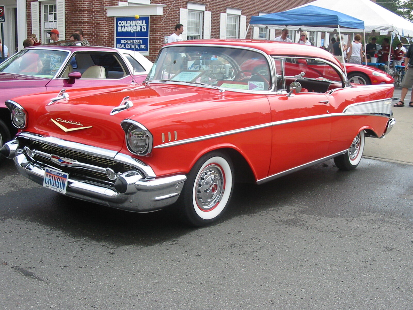 Un Chevrolet Bel Air 1957 en el Woodward Dream Cruise de 2003.