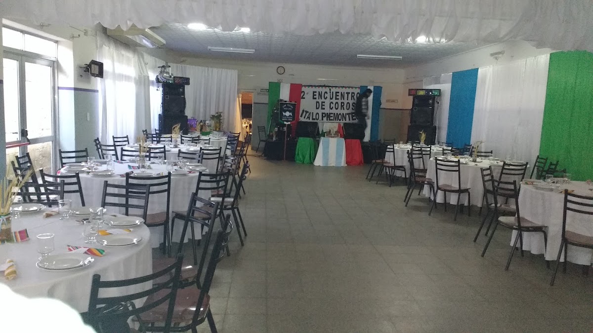 SALON QUINTEROS