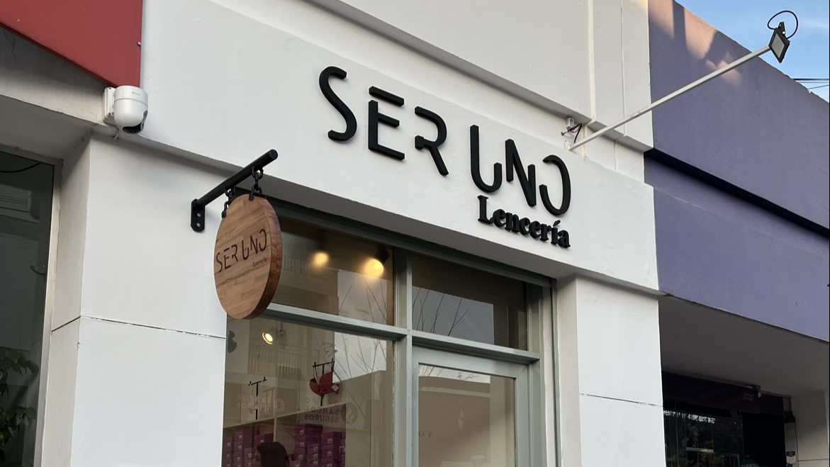 Ser Uno Lencería