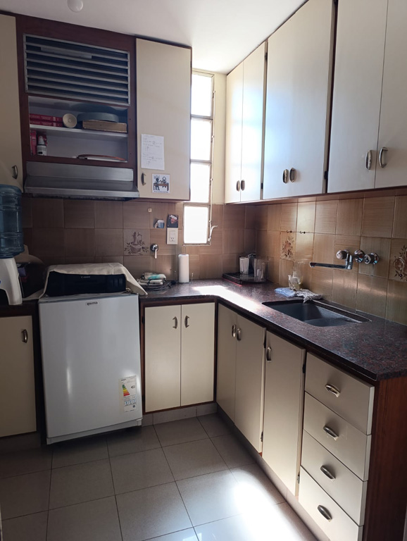 SE VENDE CASA + LOCAL COMERCIAL EN ARROYITO (ZONA CENTRO), miniatura