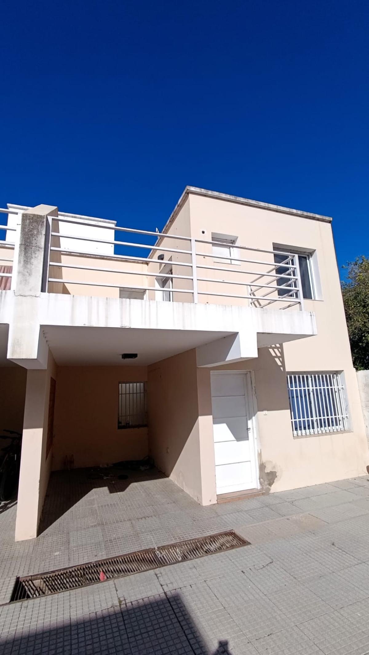 SE VENDE COMPLEJO DE DEPARTAMENTOS EN SANTA ROSA DE RIO PRIMERO, miniatura