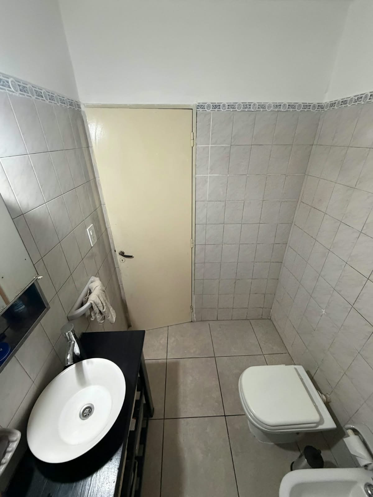 SE VENDE CASA + 2 LOCALES COMERCIALES, miniatura