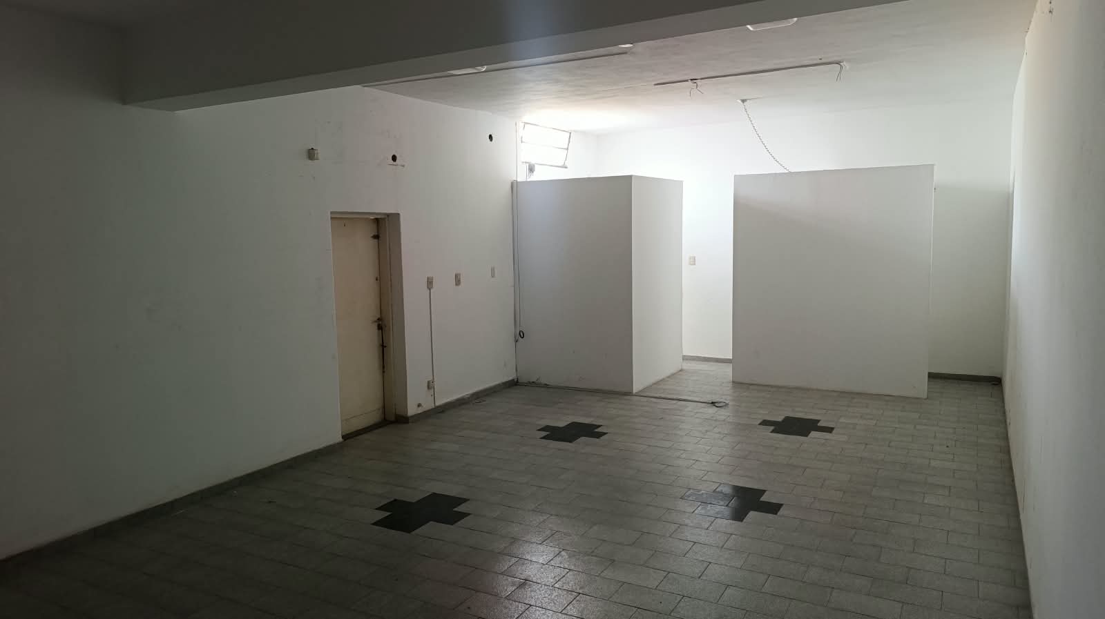 SE VENDE CASA + LOCAL COMERCIAL (CENTRO DE ARROYITO), miniatura