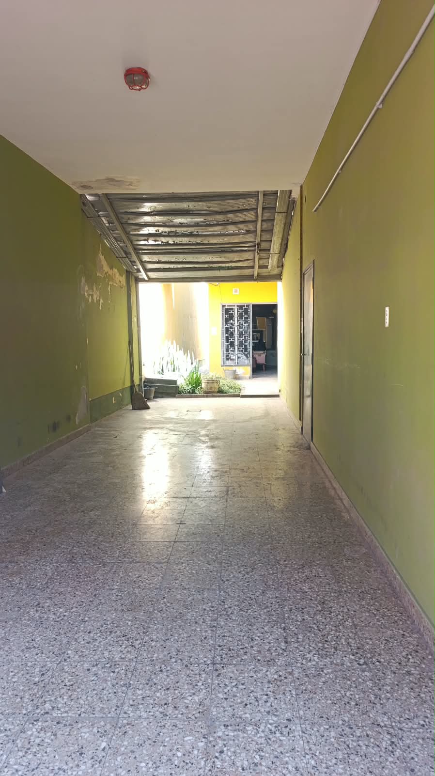 SE VENDE CASA + LOCAL COMERCIAL (CENTRO DE ARROYITO), miniatura