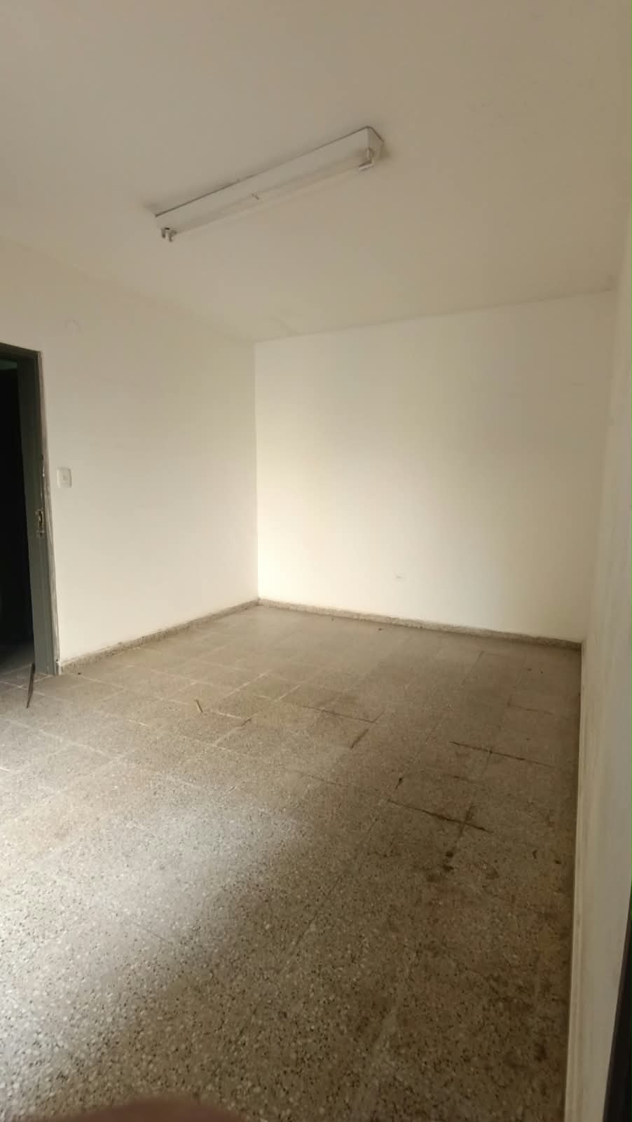 SE VENDE CASA + LOCAL COMERCIAL (CENTRO DE ARROYITO), miniatura