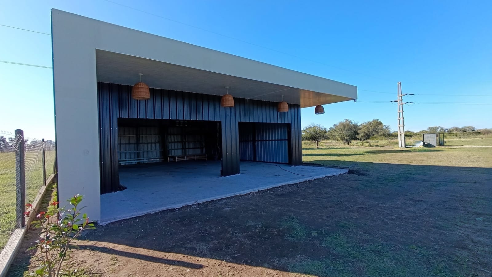 SE VENDE CASA STEEL FRAME EN EL TIO, miniatura