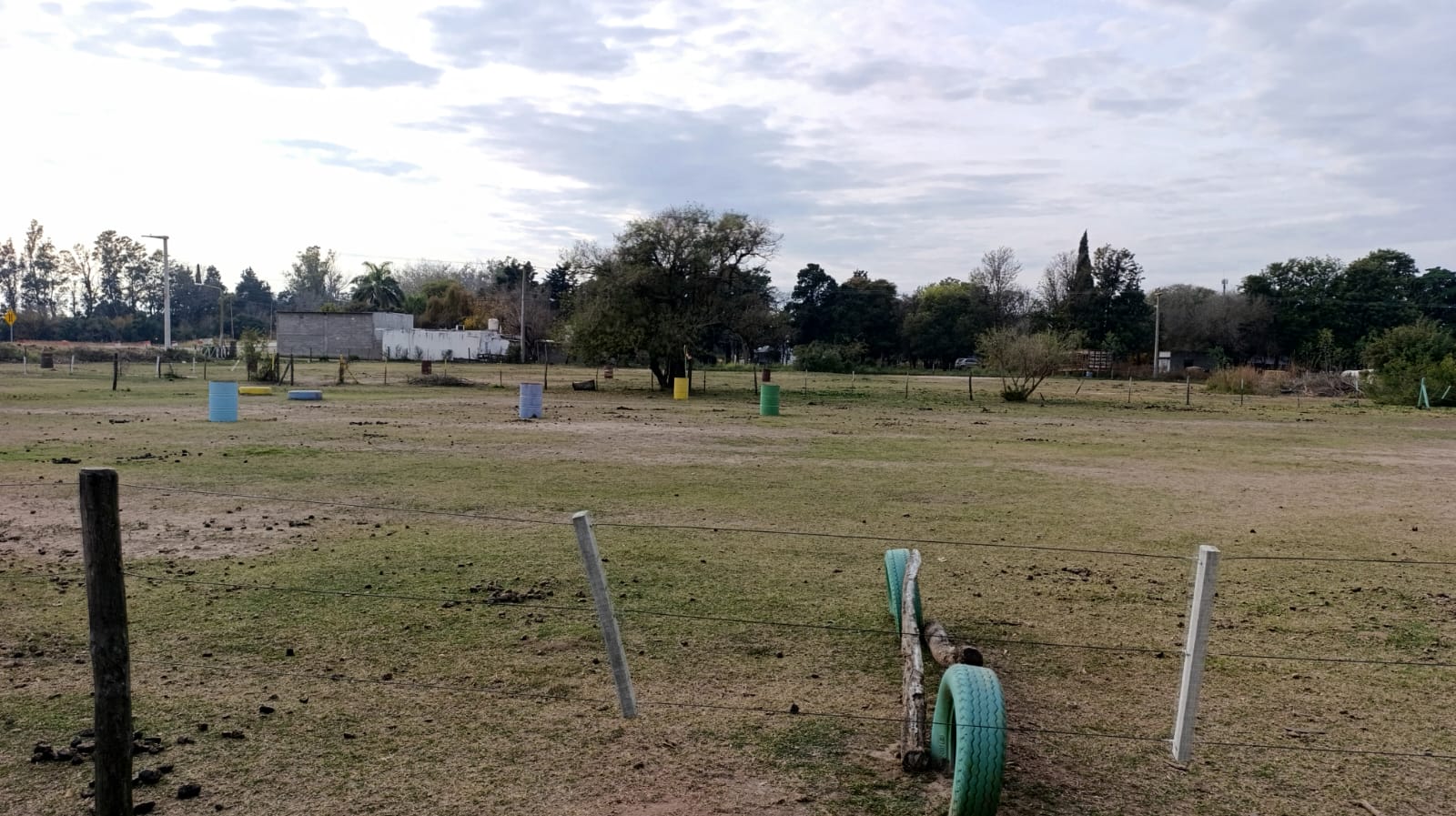 SE VENDE TERRENO EN ARROYITO, miniatura